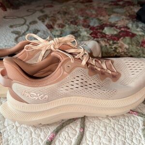 Hoka One One Women's Peach Blush Athletic Running Shoes.   Brand new!
